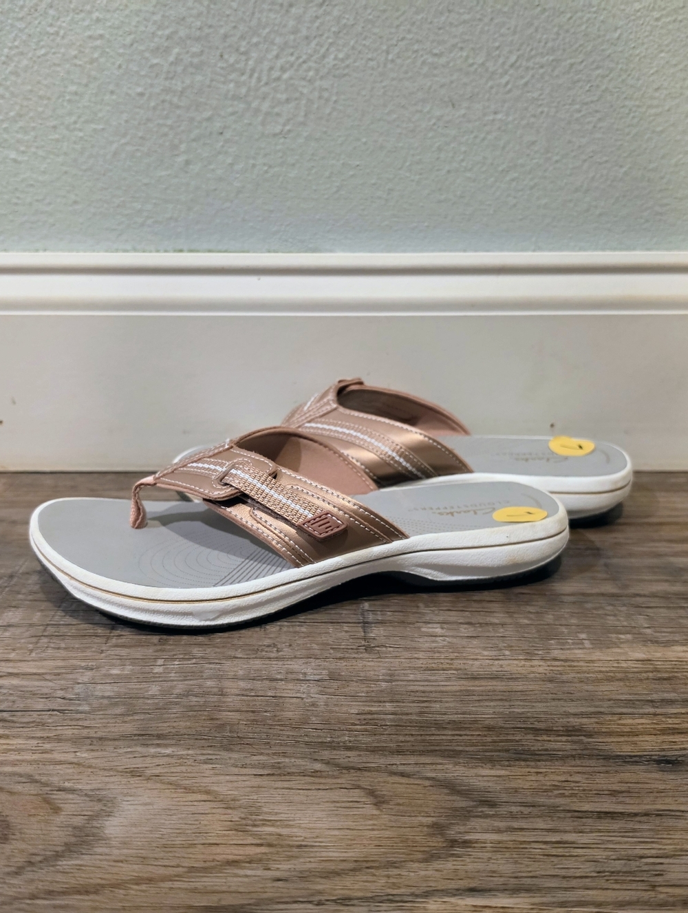 NWOT Clarks Cloudsteppers Rose Gold Brinkley Jazz Sandals